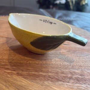 Lemon Leaf 1/2 Cup Measuring Cup